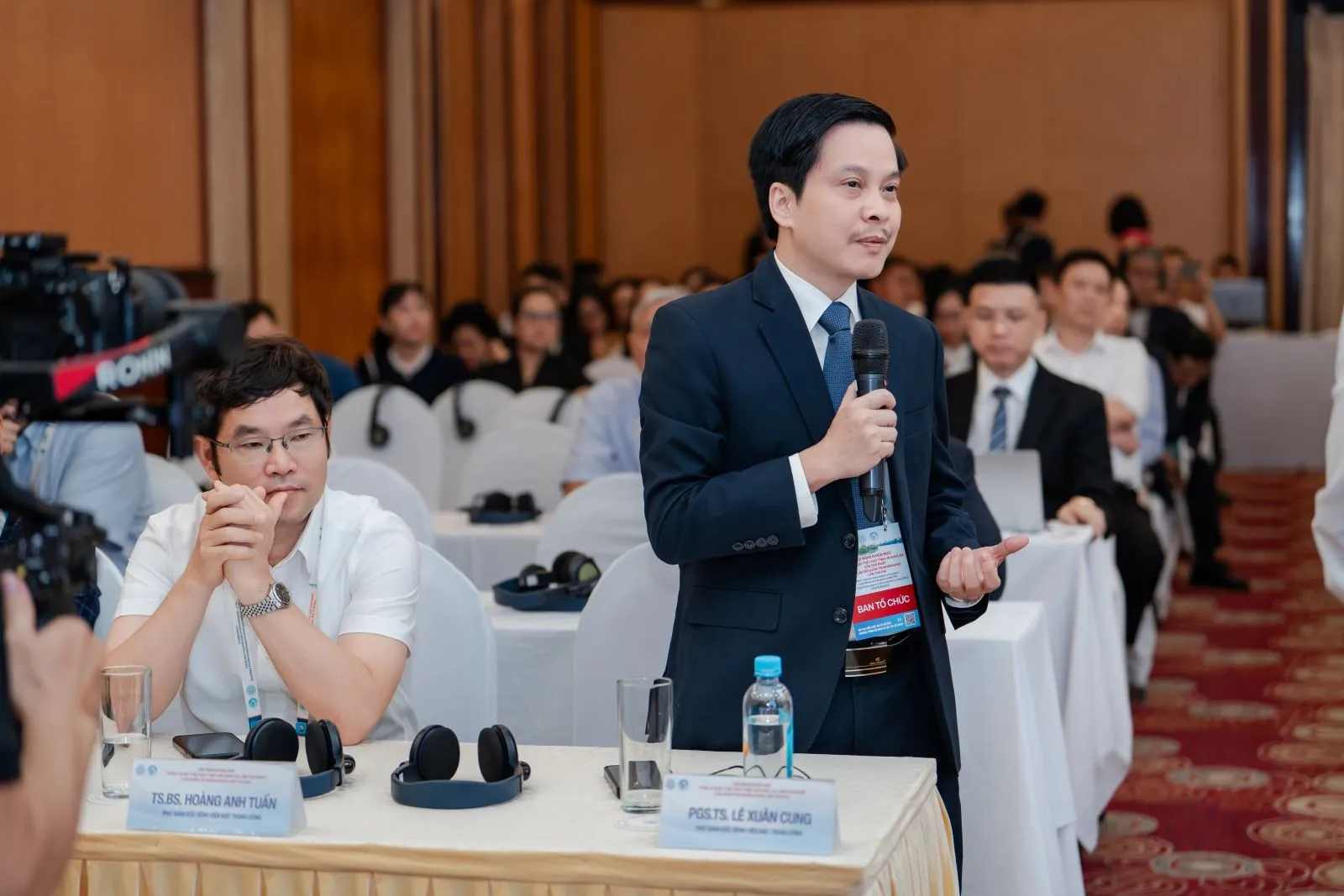 A delegate contributing to a discussion session